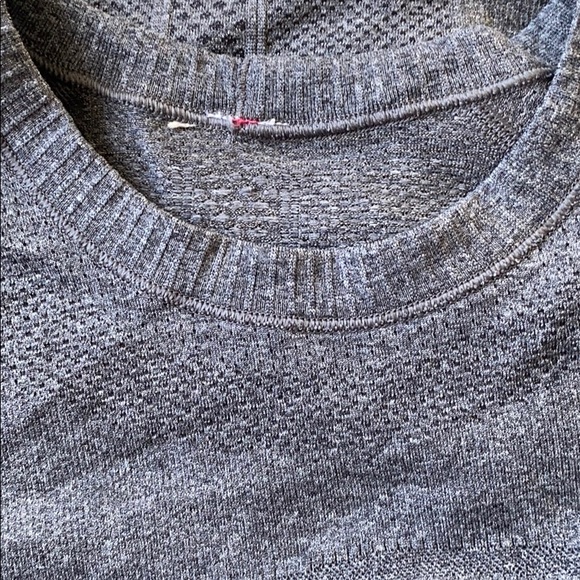 Lululemon Swiftly Tech Long Sleeve Crew Size 4 - Picture 8 of 12